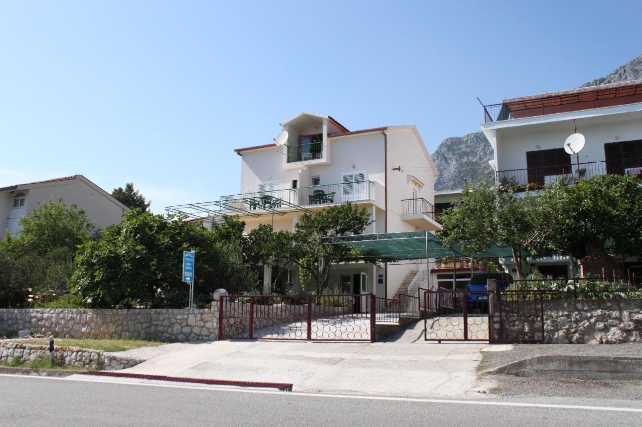 Apartments And Rooms With Parking Space Gradac, Makarska - 6819 Gradac  Eksteriør billede