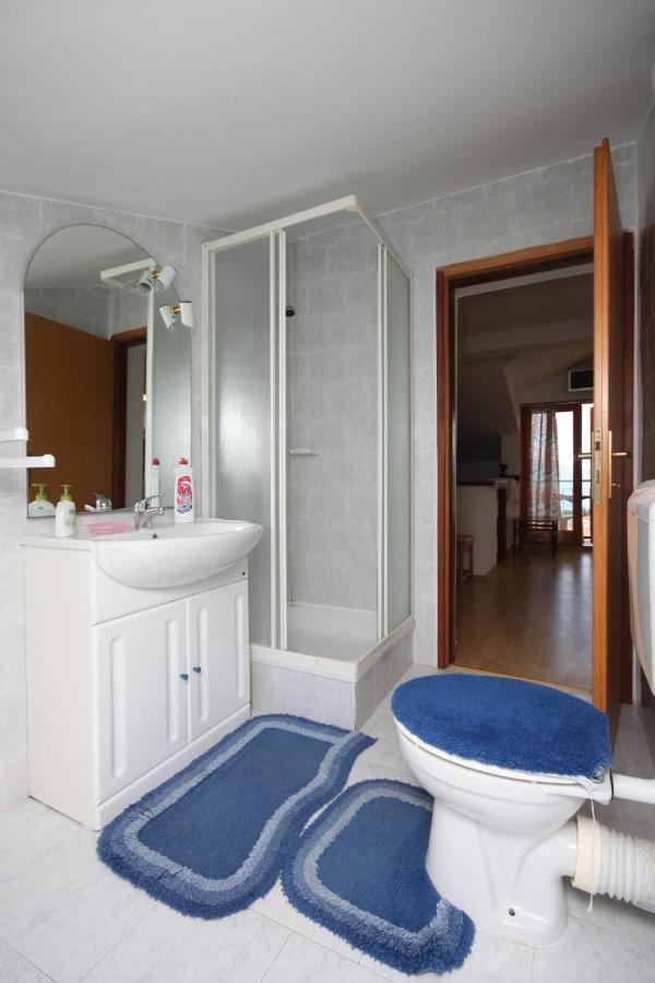 Apartments And Rooms With Parking Space Gradac, Makarska - 6819 Gradac  Eksteriør billede
